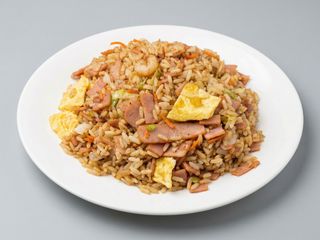 Arroz Frito (1/2 Ración)
