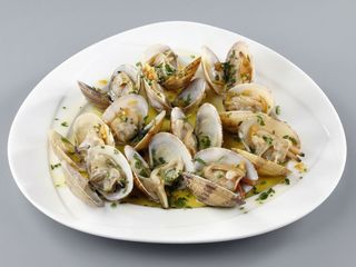 Almejas A La Plancha