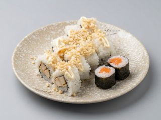 Uramaki De Pollo (8 Uds.)