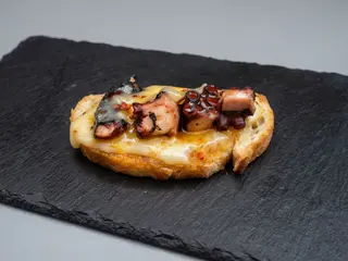 Tosta de pulpo