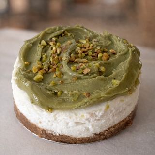 Pastel de Pistacho (Porción individual)
