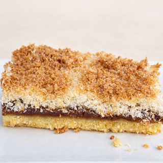  Coco Y Dulce De Leche (Porción individual)