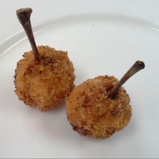 Bolas de pollo fritas