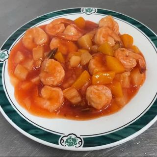 Gambas agridulces con frutas