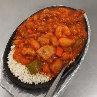 Ku bak de gambas (con arroz tostado)