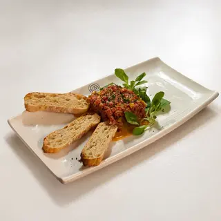 Tartar de fuet