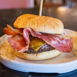 Bacon cheese burger