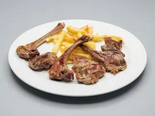 Chuletitas de cordero lechal 