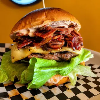 Smokey Burger (NEW)