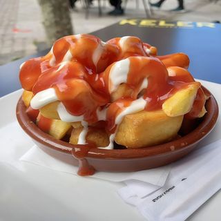 Patatas Dos Salsas (Ración)