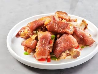 椒盐猪手 Manita de Cerdo con Pimienta Y Sal