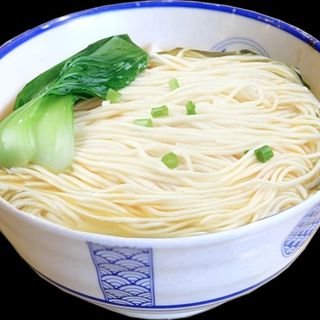银丝汤面 Tallarines con Verdura