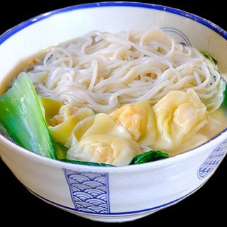 云吞面 Tallarines con Wantun