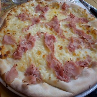 Pizza York (28 cm.)