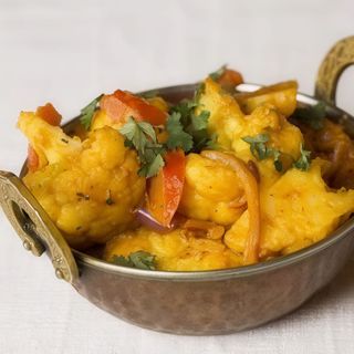 Aaloo Gobi (vegano)