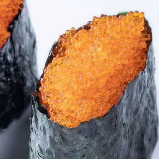 S47. Gunkan Tobiko Naranja (2 Pzas.)