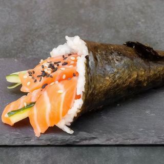 Temaki Crazy Salmón (1 Ud.)