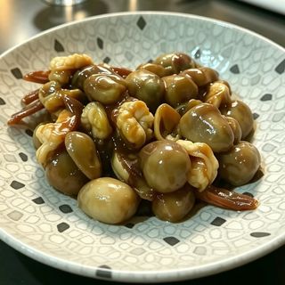 Gambas con hongos chinos