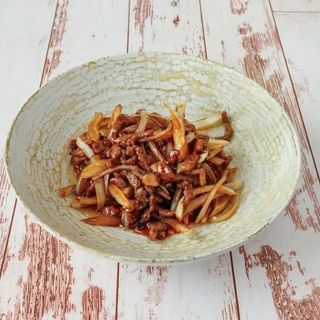 Ternera con cebolla