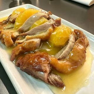 Pato con naranja
