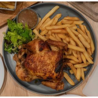 Pollo Asado (Entero) Y Patatas