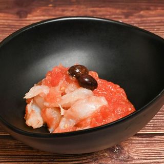 Esqueixada de bacalao