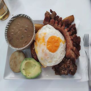 Plato Bandeja Paisa