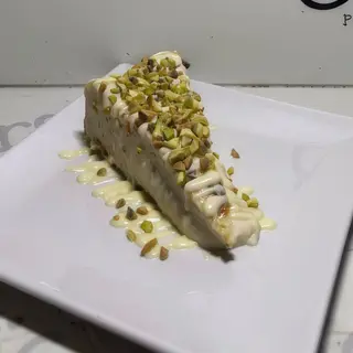 Tarta de queso , choco blanco y PISTACHO