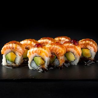 Uramaki de salmón abure (8 pzs.) 