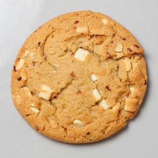 COOKIE CHOCO BLANCO Y ARÁNDANOS