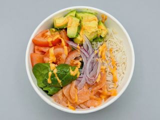 Ensalada De Arroz Basmati Con Salmón Ahumado Y Aguacate