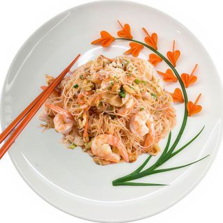 Fideos arroz con gambas