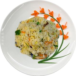 Arroz frito con verduras
