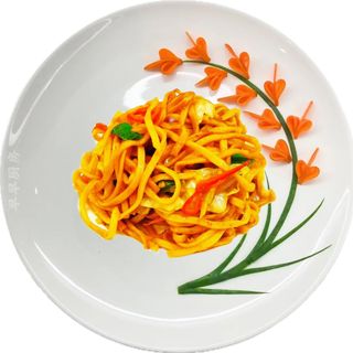 Tallarines fritos con verduras