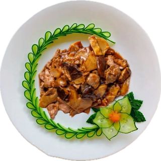 Ternera Con Setas China Y Bambù