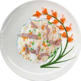 Arroz frito con ternera