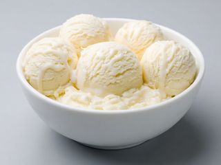 Helado artesanal de vainilla casera MORES 500 ml