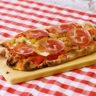 Pinsa Provola, Patate e Pancetta