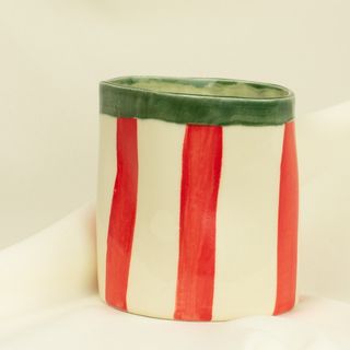 Vela vaso rayas rojas Andrea Suárez