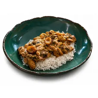 Strogonoff de pollo y plátano