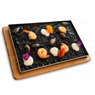 Arroz negro con ali-oli