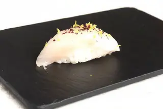 Nigiri De Dorada (1 Ud.)