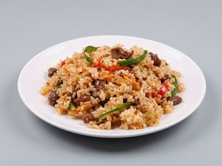 24. Arroz Frito Con Ternera