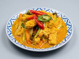 Phad Phong Kraree Con Calamar