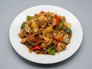 Phad See Ew Con Pollo