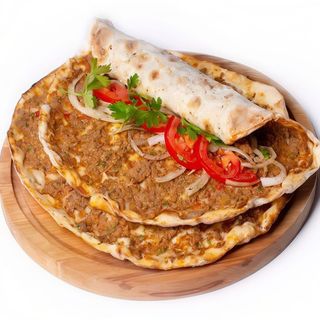 Lahmacum Pollo