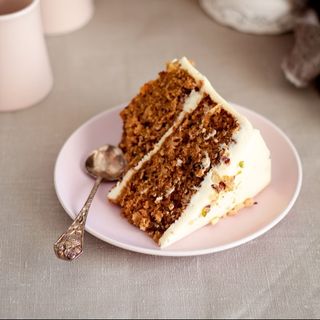 tarta de zanahoria con nuezes