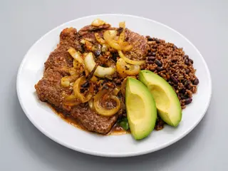 Filete Encebollado