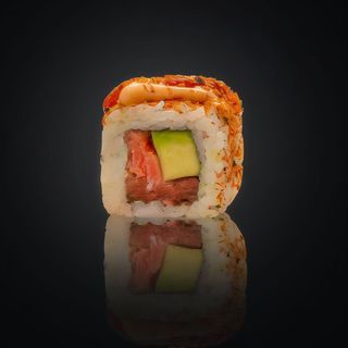 62B.-Spicy Tuna Roll EXTRA SALMÓN