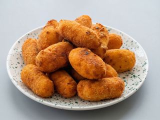 Croquetas De Secreto Y Miel